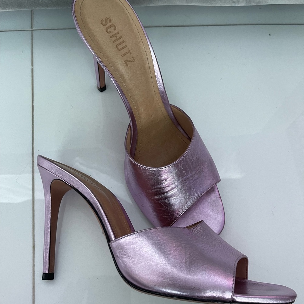 Schutz Lavender Metallic Mules